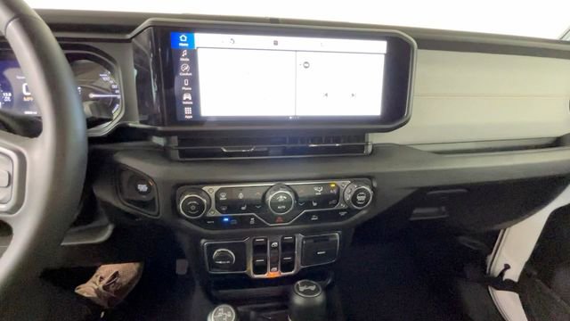 Used 2024 Jeep Wrangler Unlimited w/ Convenience Group AWD/4WD image 34