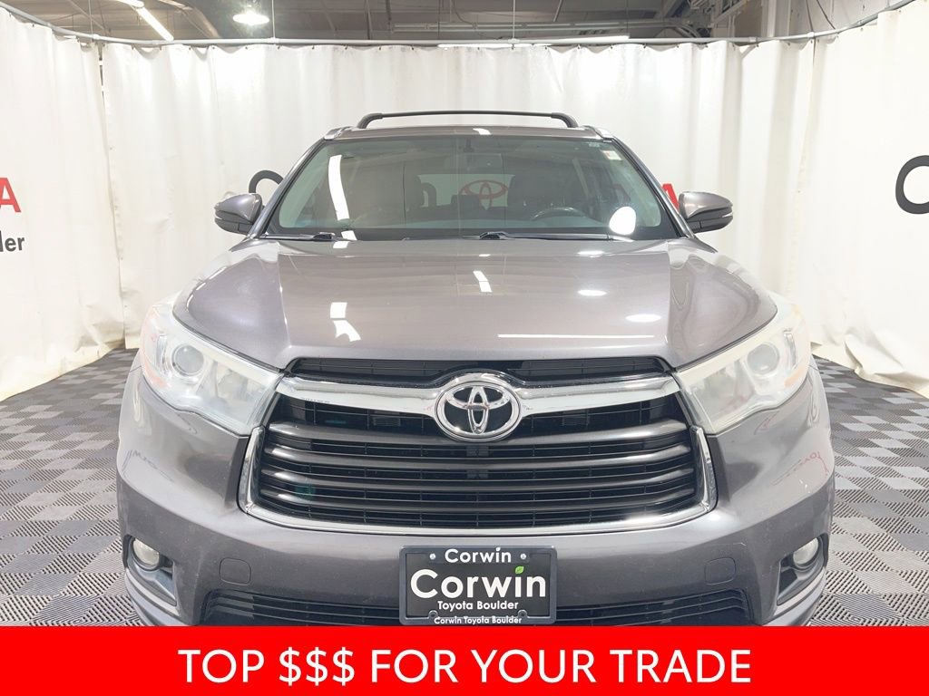 Used 2015 Toyota Highlander XLE image 2