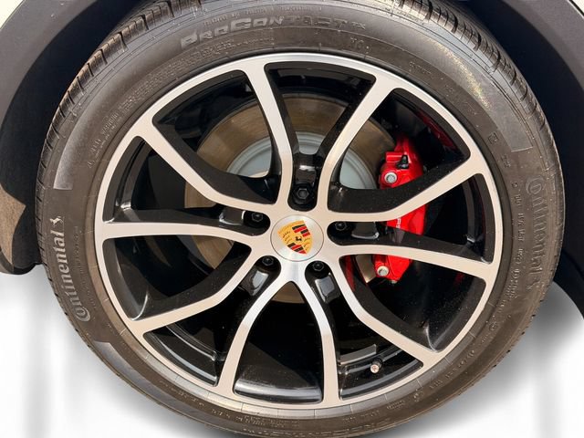 Used 2024 Porsche Cayenne S AWD/4WD image 11