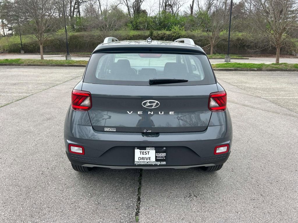 New 2026 Hyundai Venue SEL FWD image 6