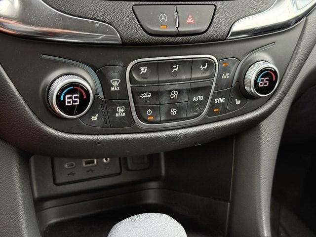 Used 2024 Chevrolet Equinox LT w/ LPO, Floor Liner Package FWD image 18