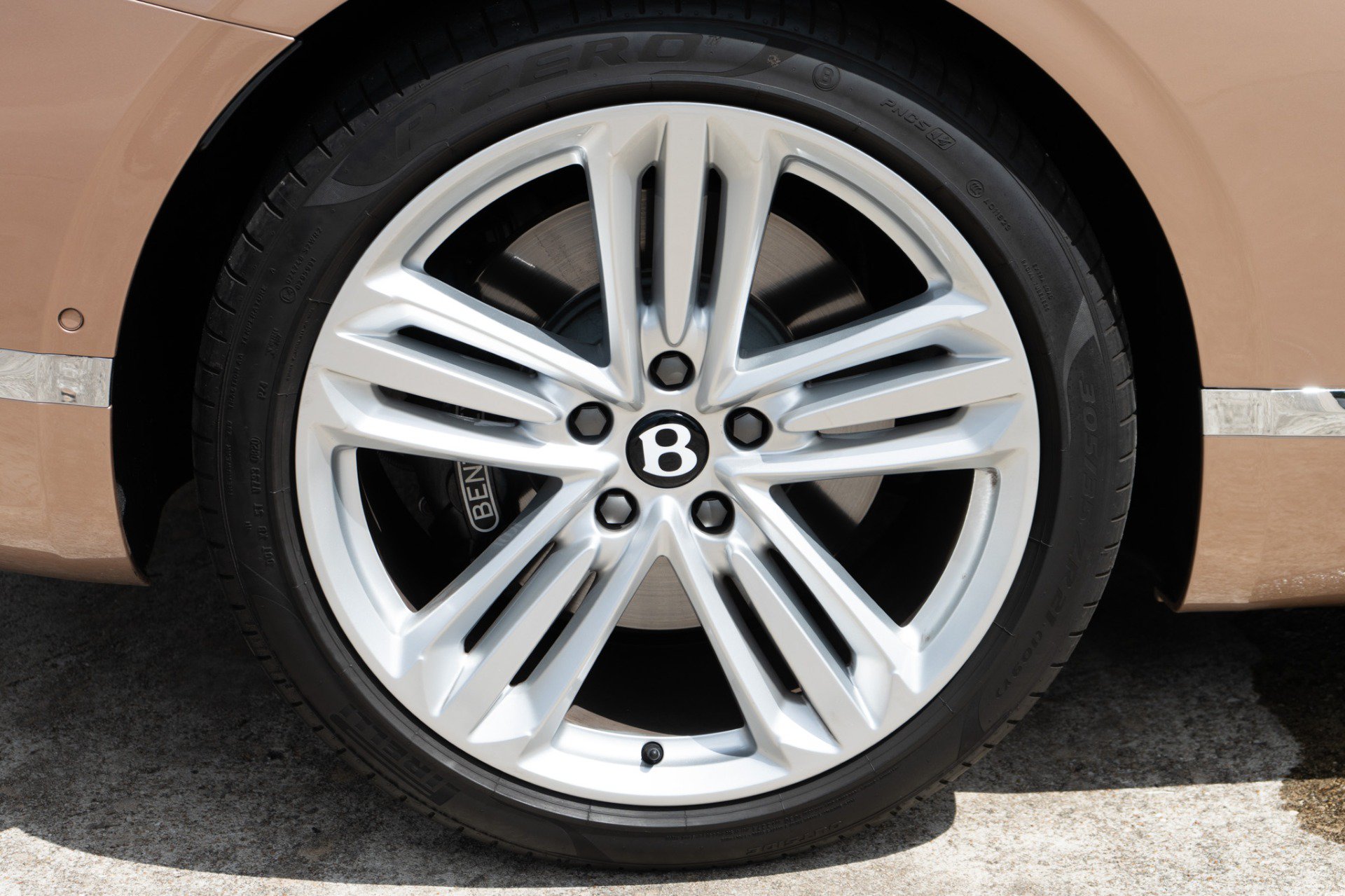 Used 2022 Bentley Continental GT AWD/4WD image 41