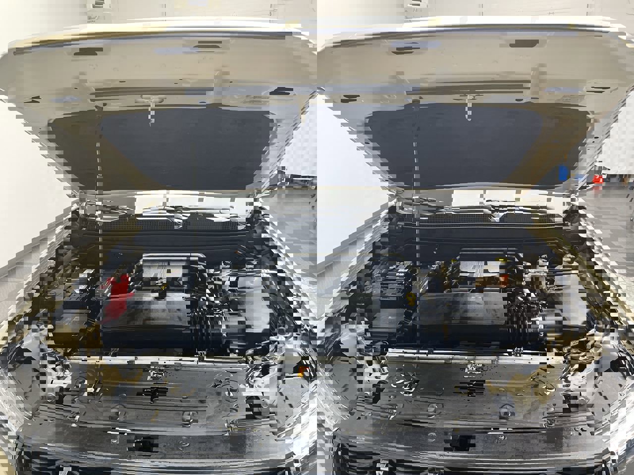 Used 2024 GMC Canyon AT4 w/ Technology Package image 29