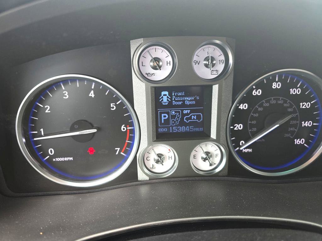 Used 2010 Lexus LX 570 4WD image 18