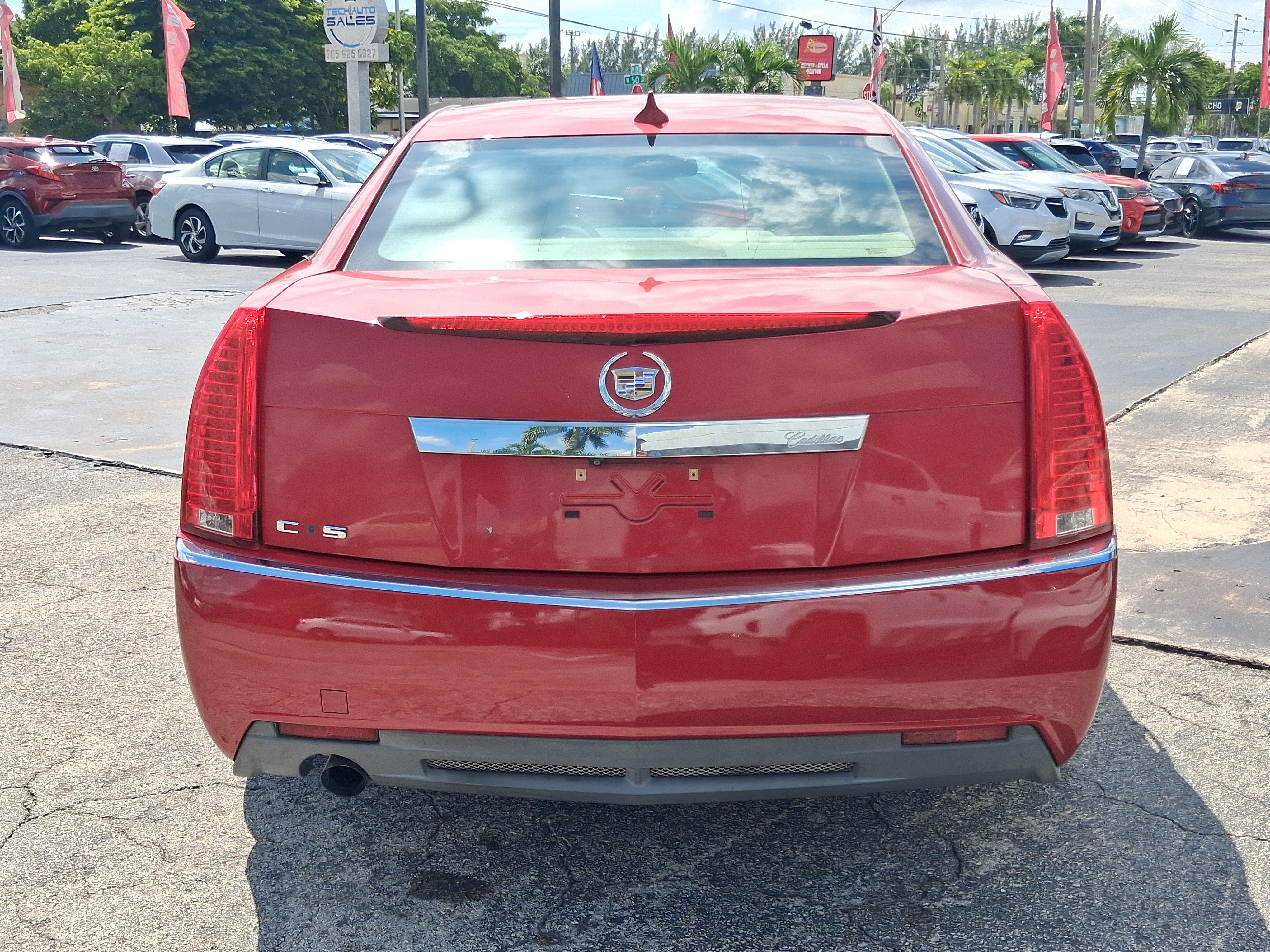 Used 2011 Cadillac CTS Luxury RWD image 6