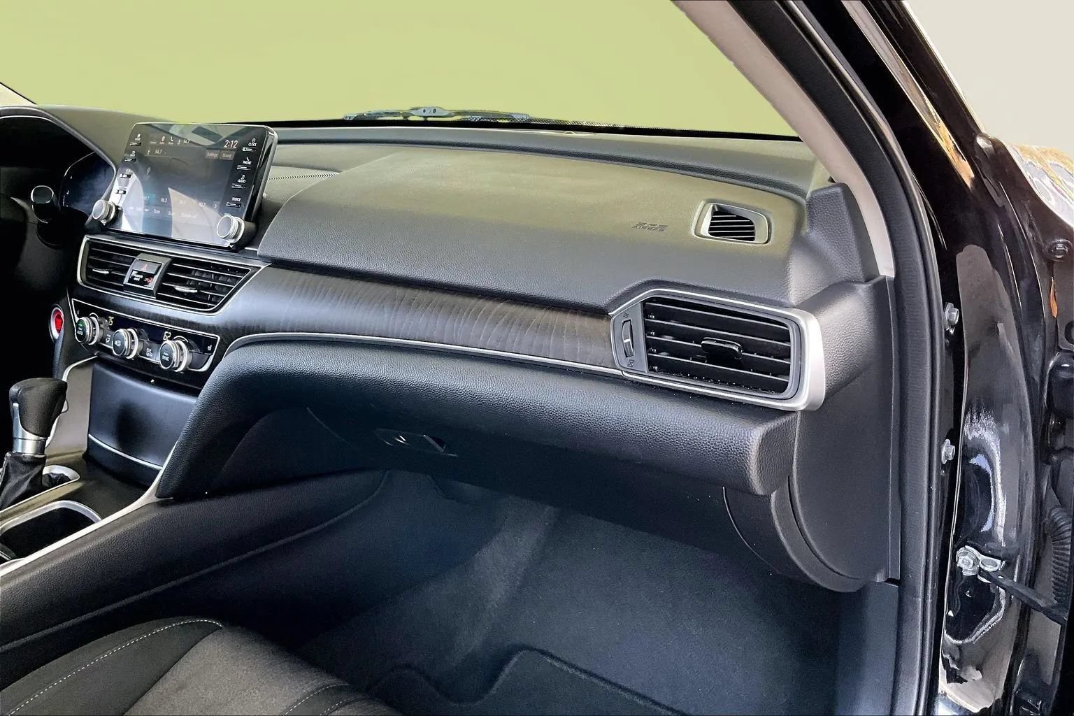 Used 2018 Honda Accord EX image 23