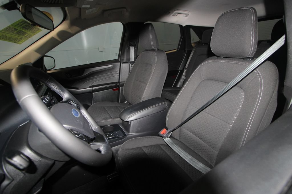 Used 2023 Ford Escape Active AWD/4WD image 4