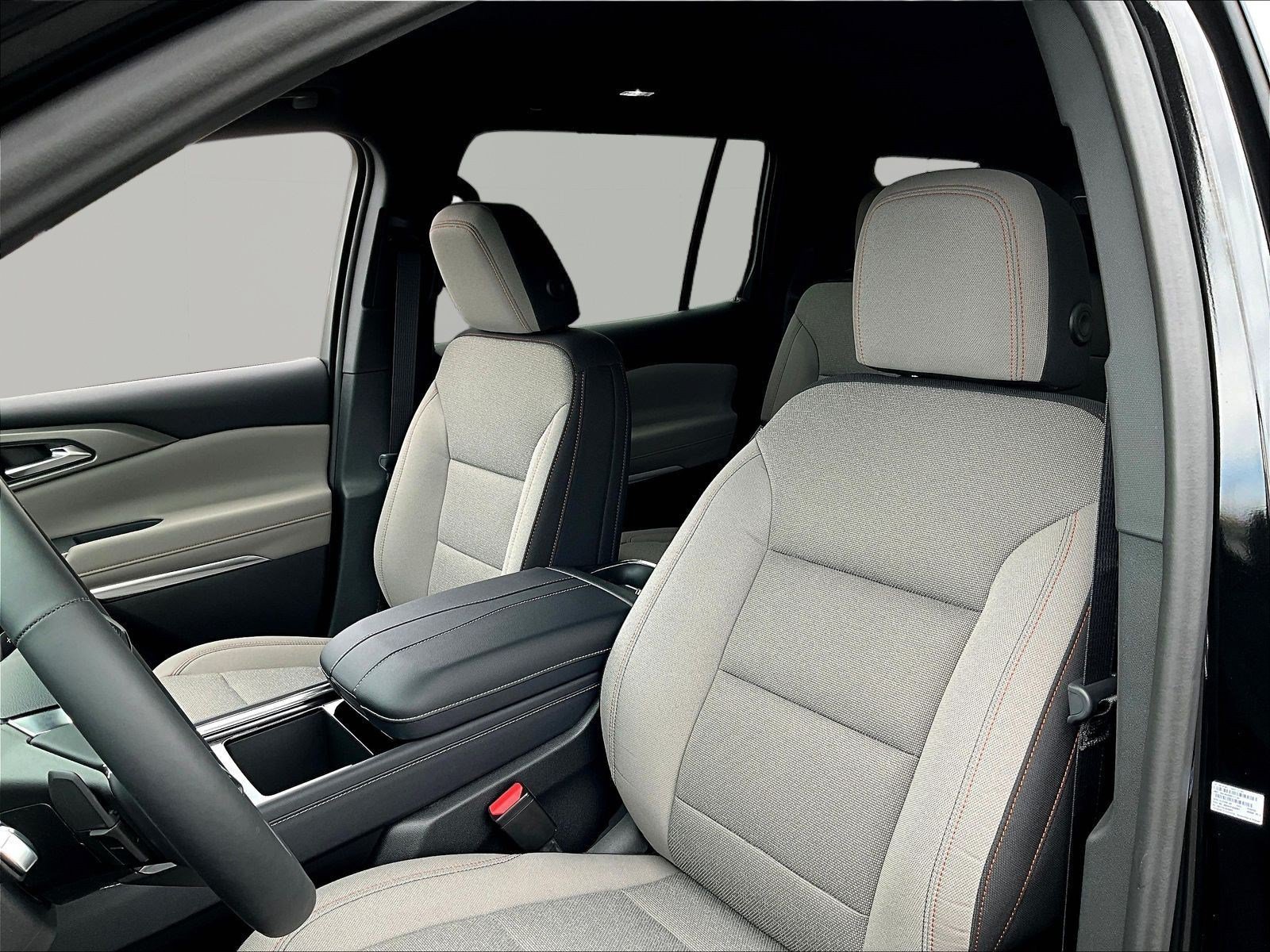 New 2027 Chevrolet Traverse LT w/ Sun and Wheel Package AWD/4WD image 17