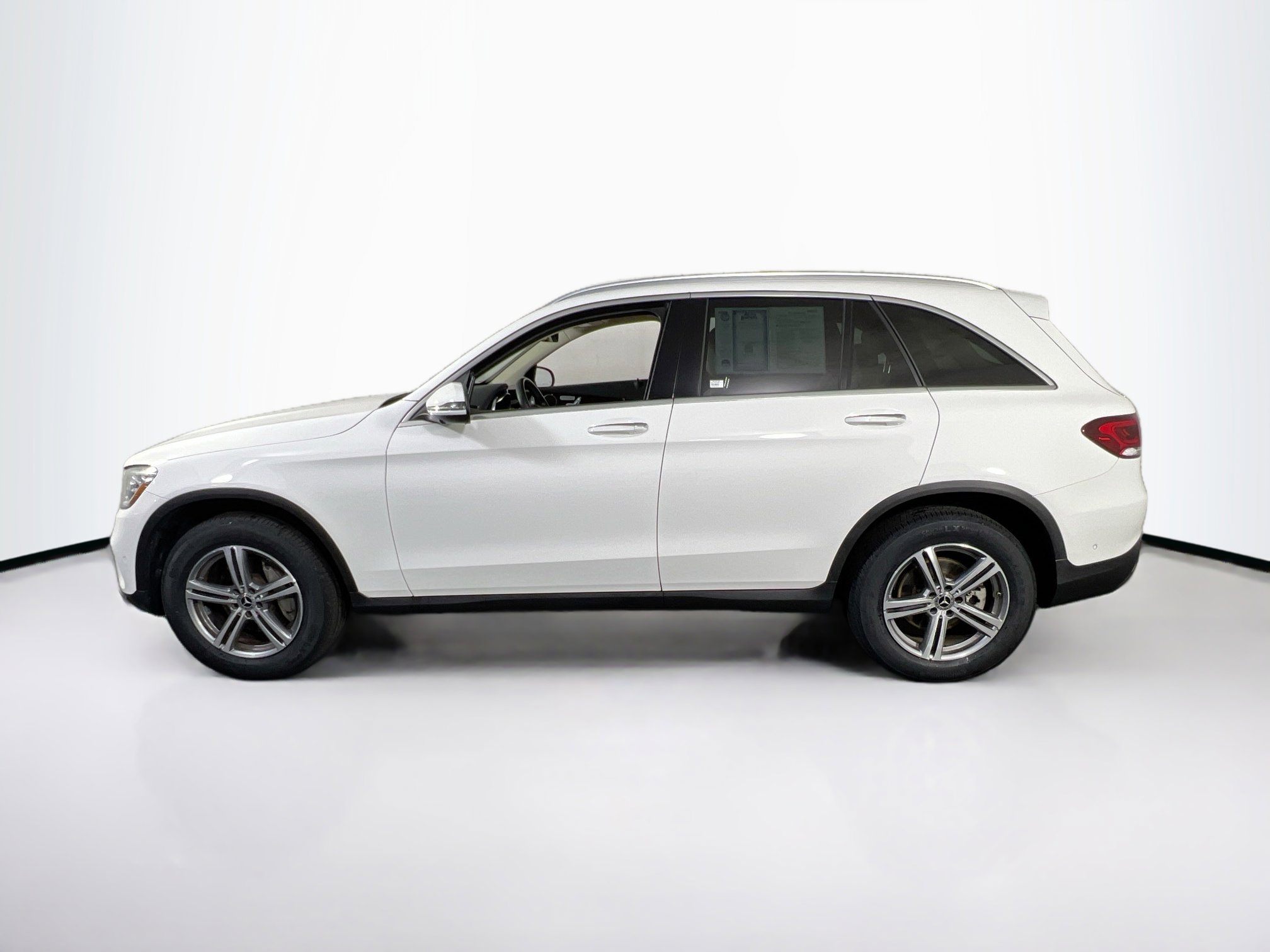 Used 2021 Mercedes-Benz GLC 300 4MATIC image 8