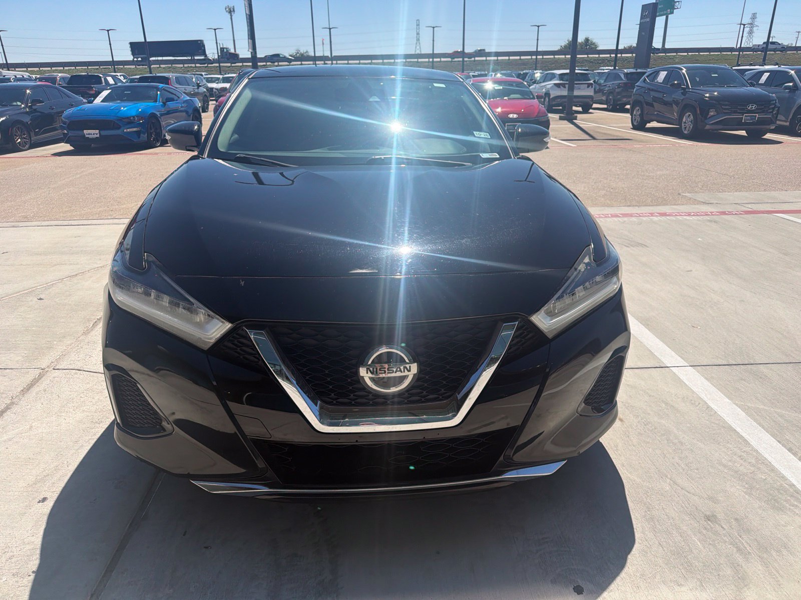 Used 2020 Nissan Maxima 3.5 SV w/ Floor Mat Group FWD image 2