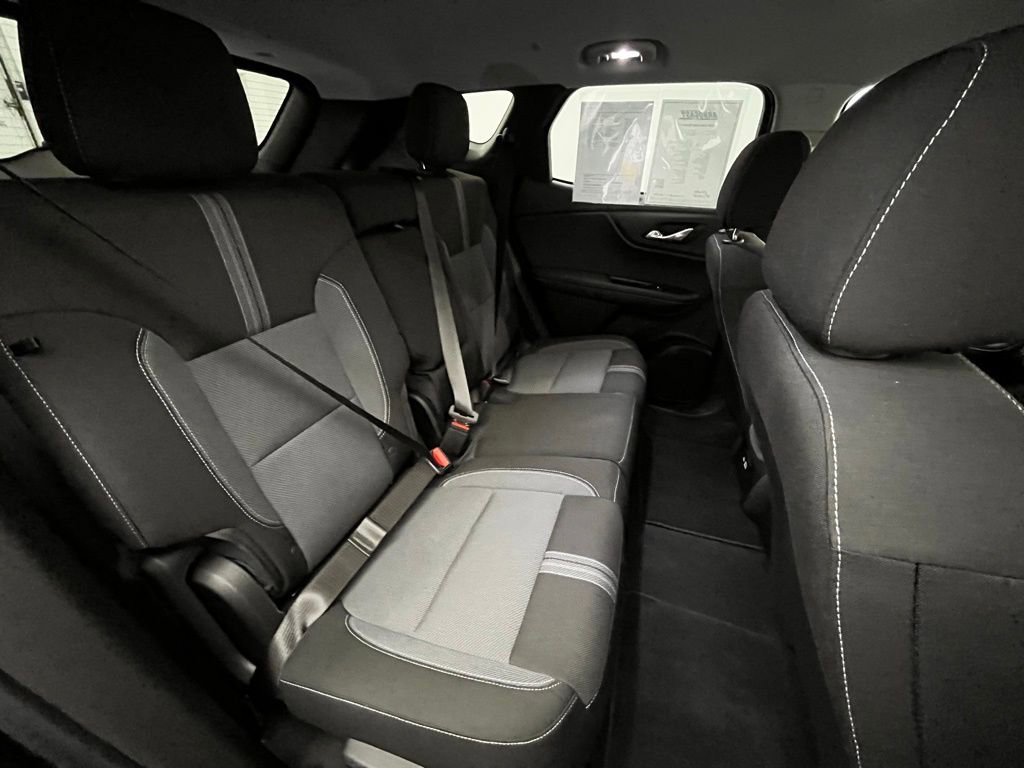 Used 2024 Chevrolet Blazer LT image 31