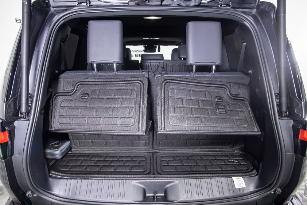 Used 2024 Lexus GX 550 550 Luxury w/ Cold Area Package image 10