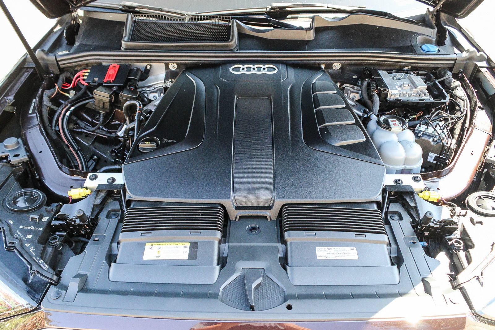 Used 2022 Audi Q7 2.0T Premium Plus w/ Premium Plus Package AWD/4WD image 31