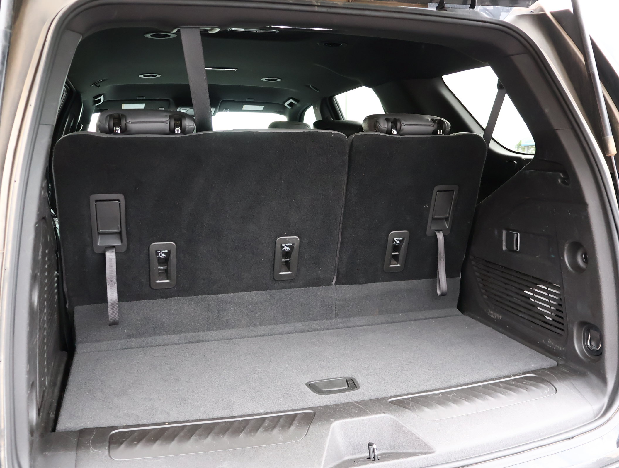 Used 2021 Chevrolet Tahoe LS w/ Driver Alert Package RWD image 24