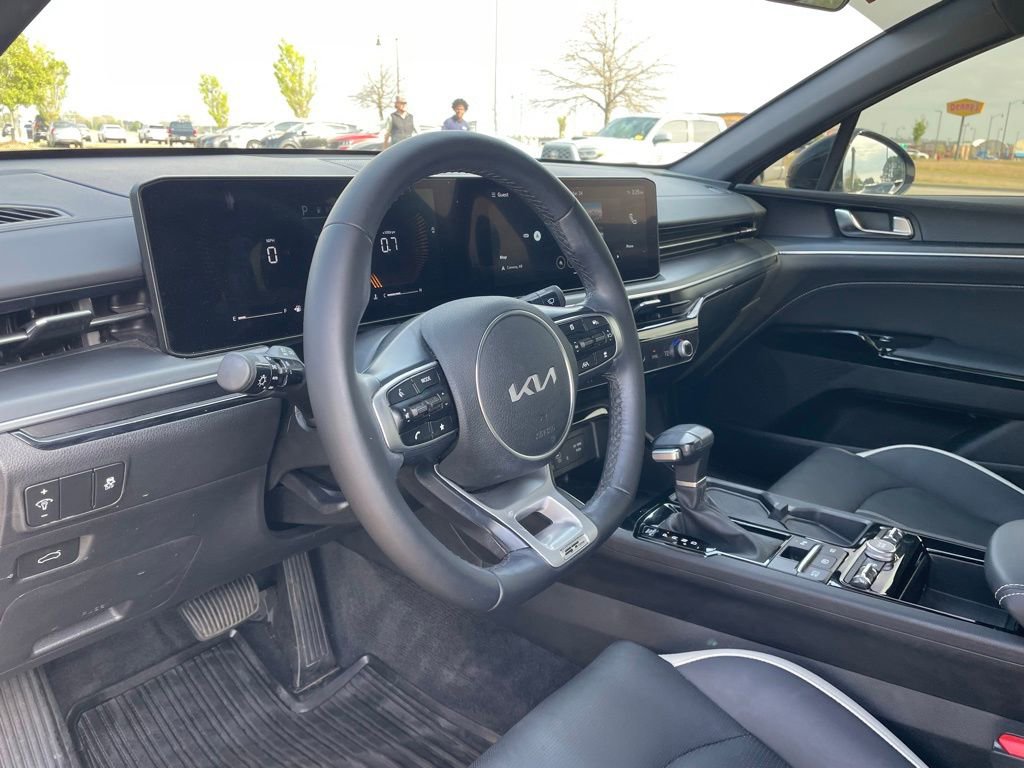 Used 2025 Kia K5 GT-Line image 9