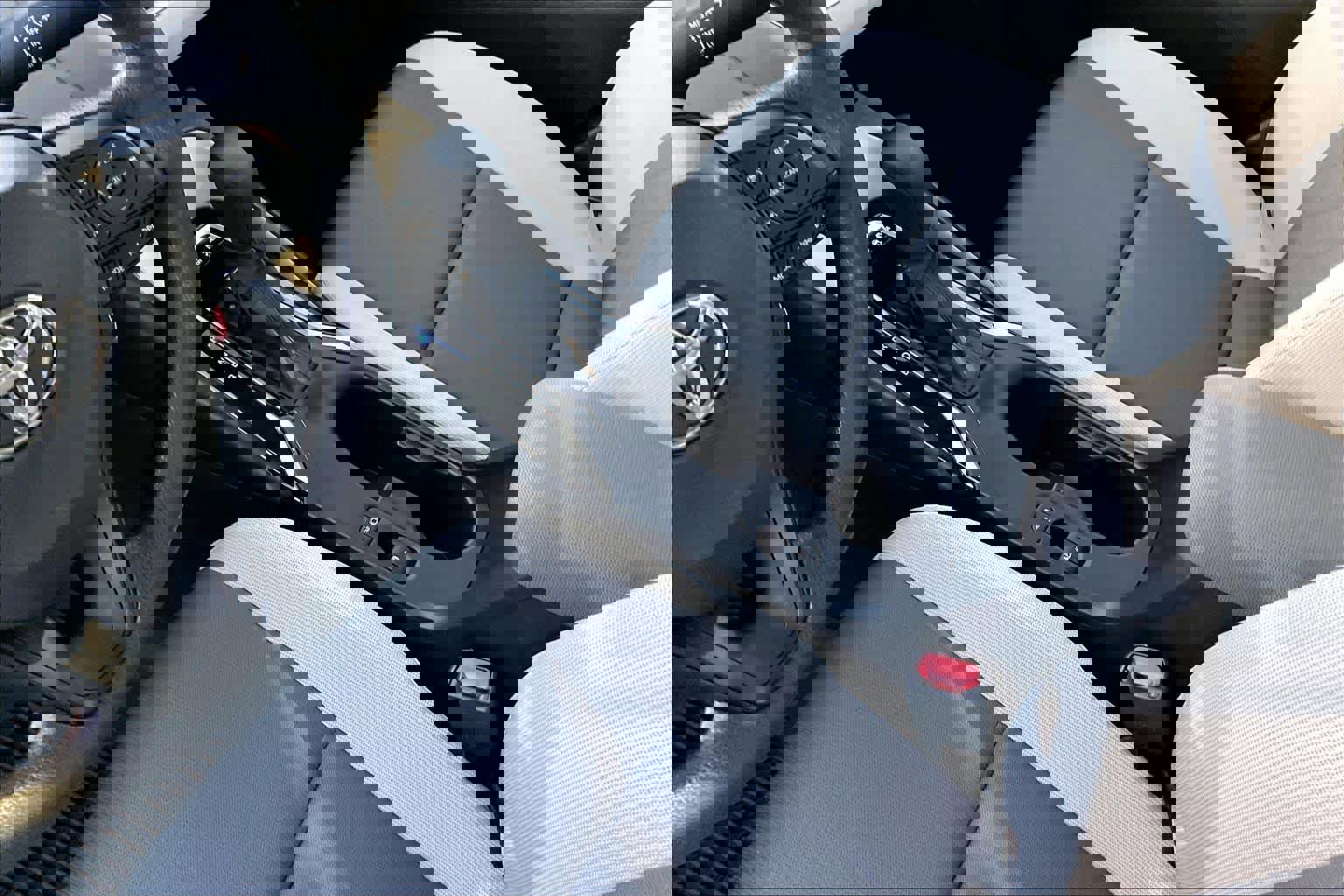 Certified 2025 Toyota Corolla LE image 14