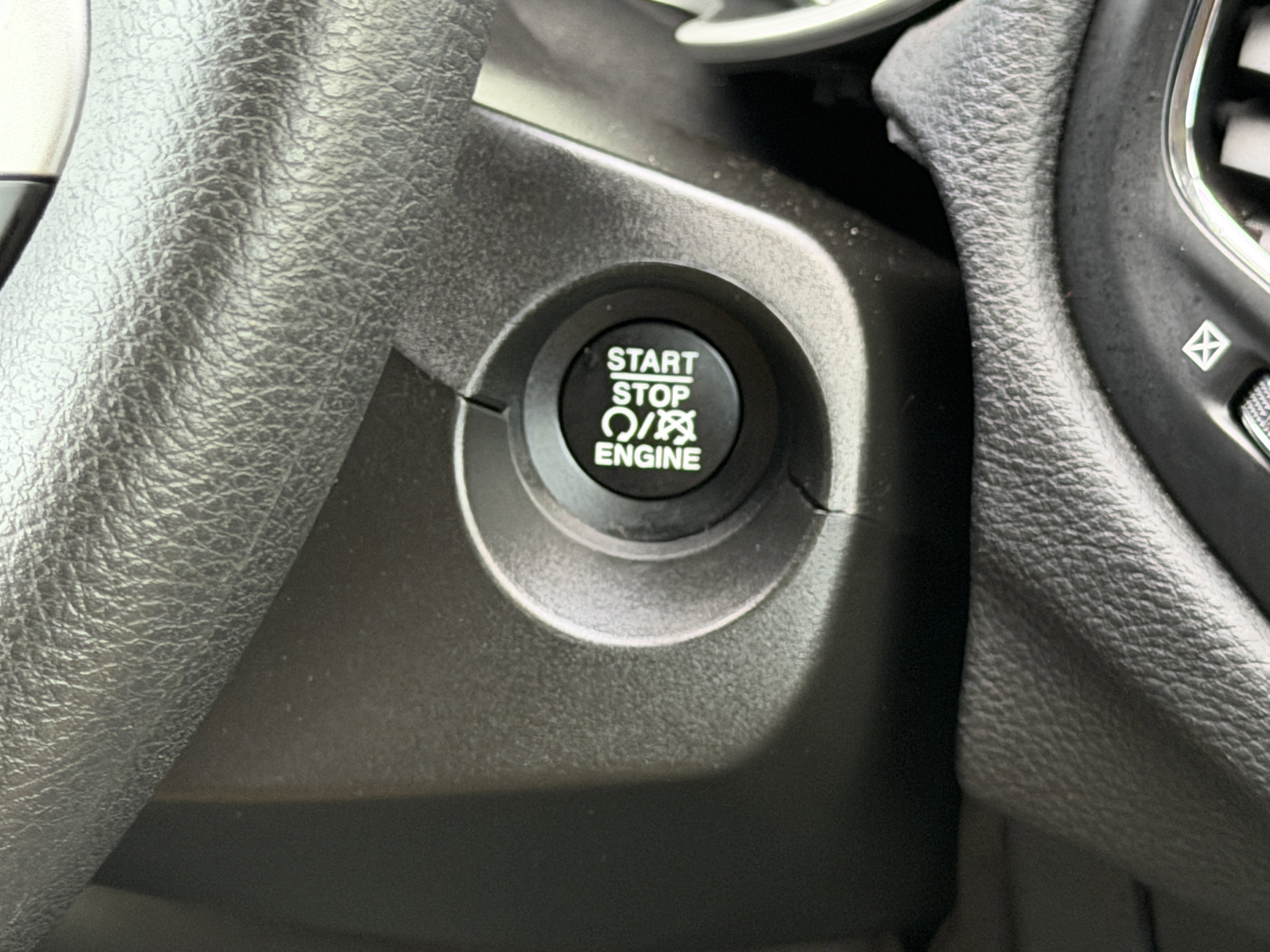 Used 2020 Jeep Compass Sport w/ Tech Group image 30