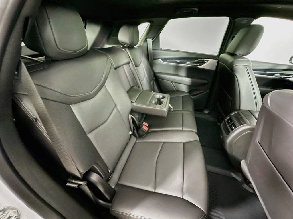 New 2026 Cadillac XT5 Premium Luxury w/ LPO, Floor Liner Package AWD/4WD image 35