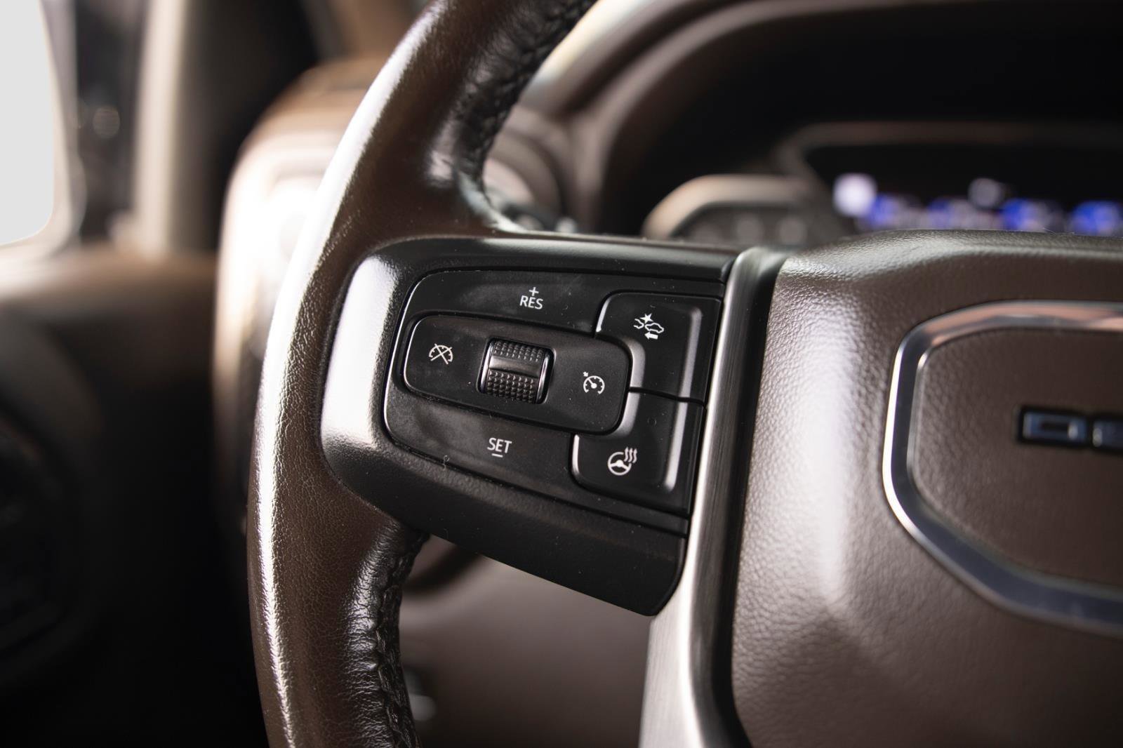 Used 2022 GMC Sierra 1500 Denali w/ Denali Premium Package image 6