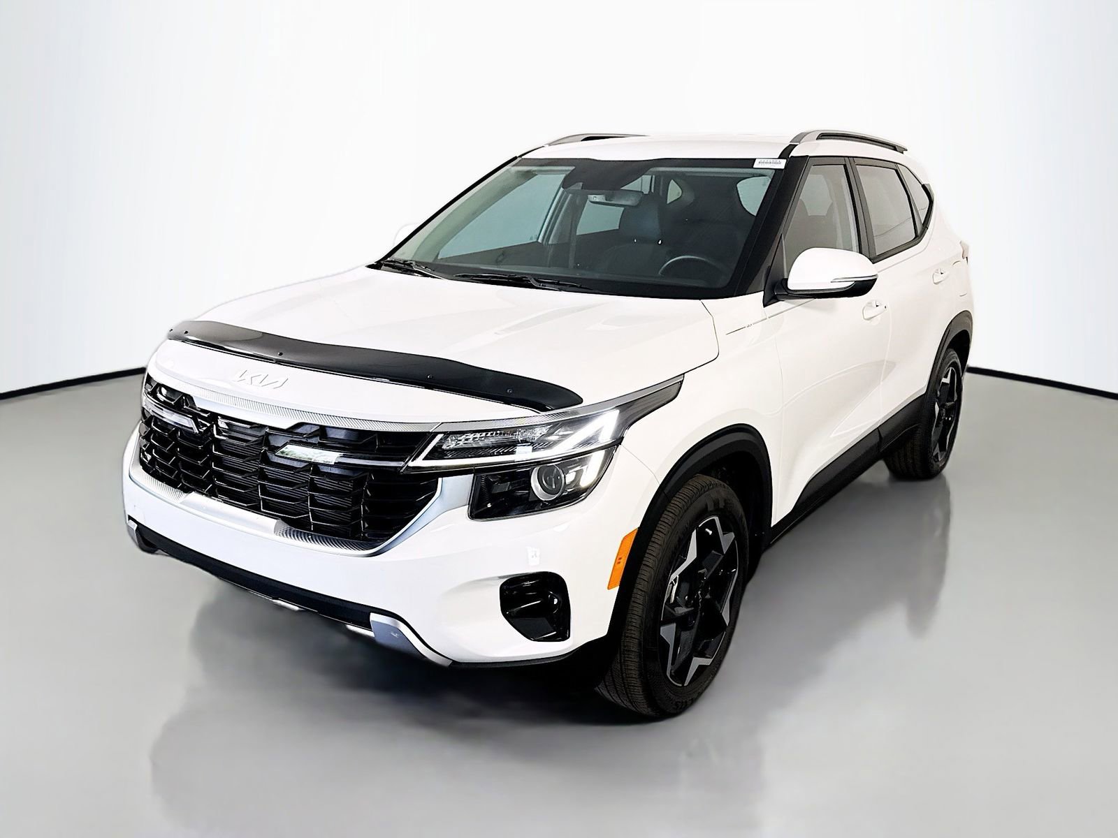 Used 2025 Kia Seltos S FWD image 5