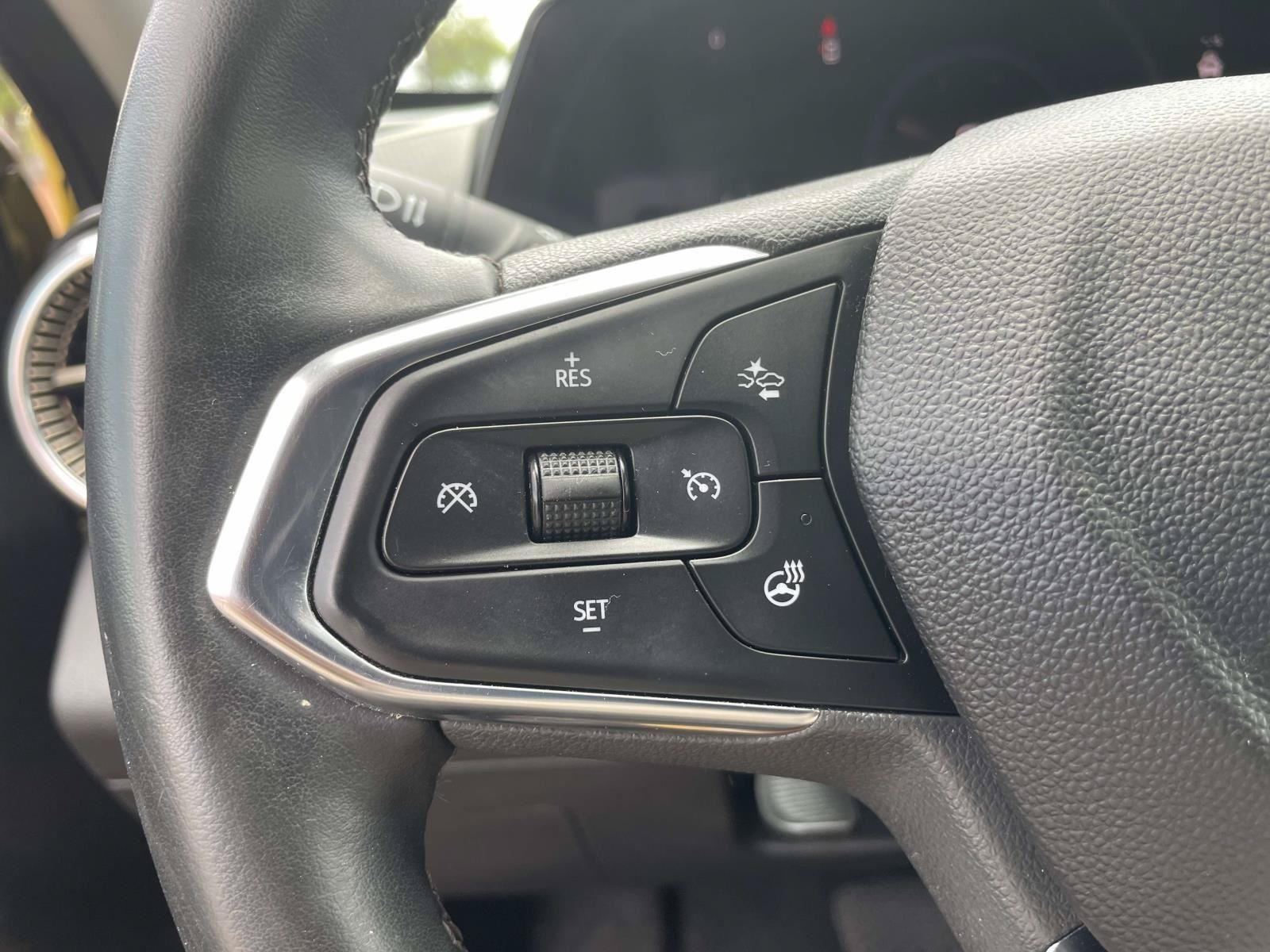 Used 2024 Chevrolet Trax ACTIV w/ Driver Confidence Package FWD image 9