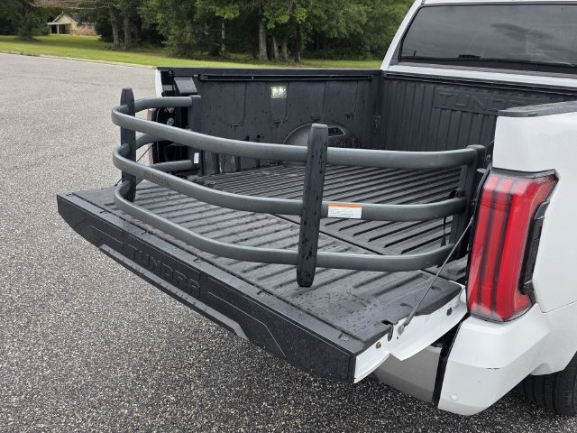 Used 2023 Toyota Tundra Limited AWD/4WD image 39