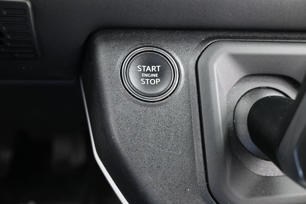 Used 2025 Land Rover Defender 110 S AWD/4WD image 39
