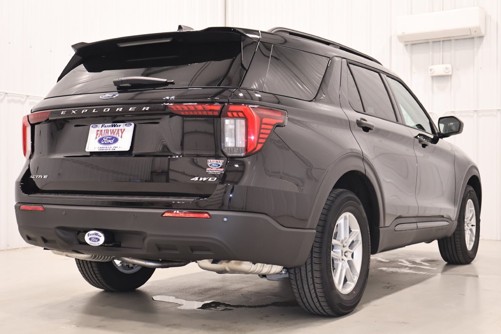 New 2026 Ford Explorer Active AWD/4WD image 9