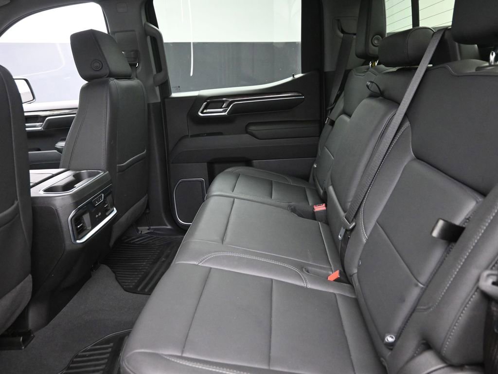 Used 2023 Chevrolet Silverado 1500 LTZ w/ LTZ Premium Package image 10