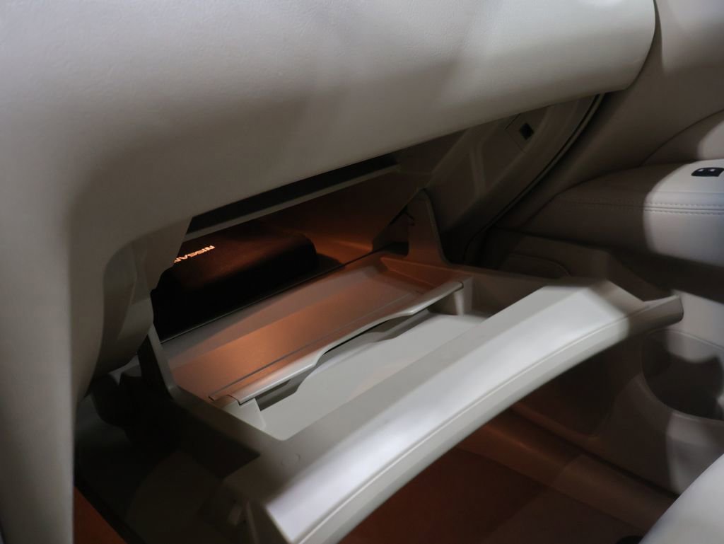 Used 2013 Nissan Pathfinder SL image 29