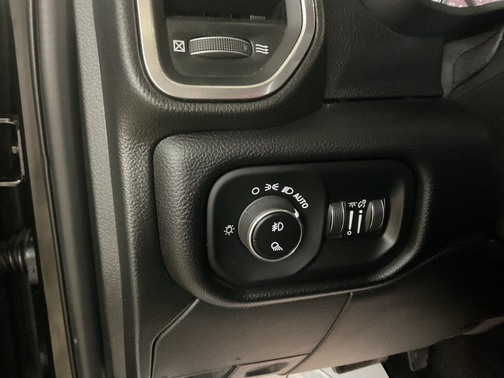 Used 2022 RAM 2500 Laramie AWD/4WD image 21