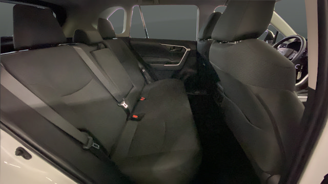 Used 2023 Toyota RAV4 LE AWD/4WD image 24