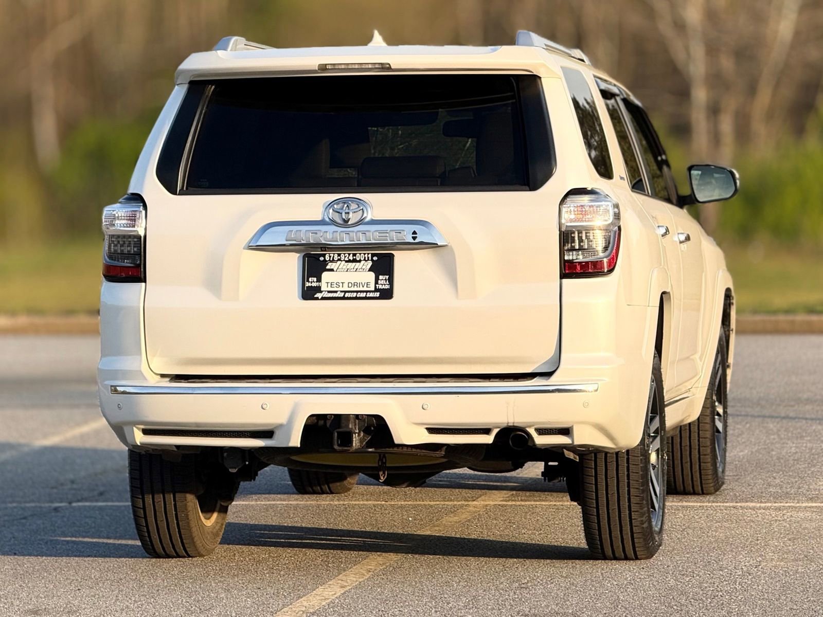 Used 2014 Toyota 4Runner Limited image 7