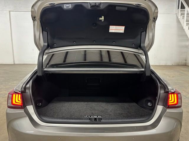 Used 2021 Lexus ES 300h Ultra Luxury w/ Accessory Package 2 FWD image 22