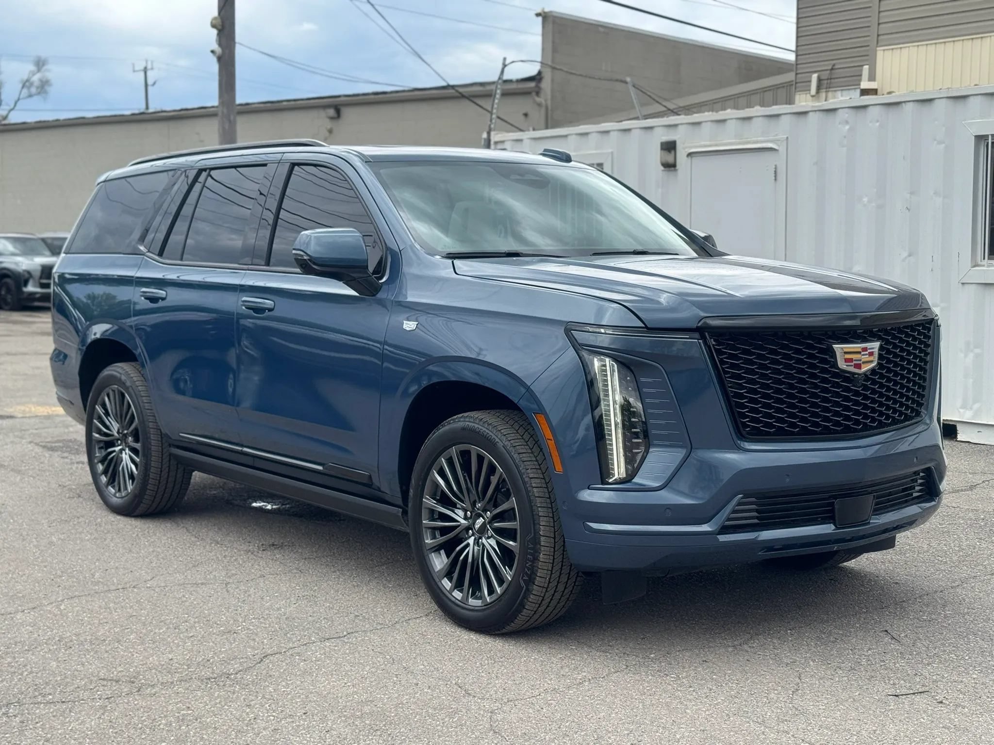 Used 2025 Cadillac Escalade Sport Platinum w/ LPO, Floor Liner Package AWD/4WD image 3