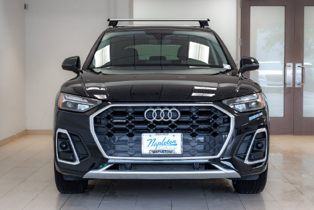 Used 2023 Audi Q5 2.0T Premium w/ Convenience Package AWD/4WD image 4