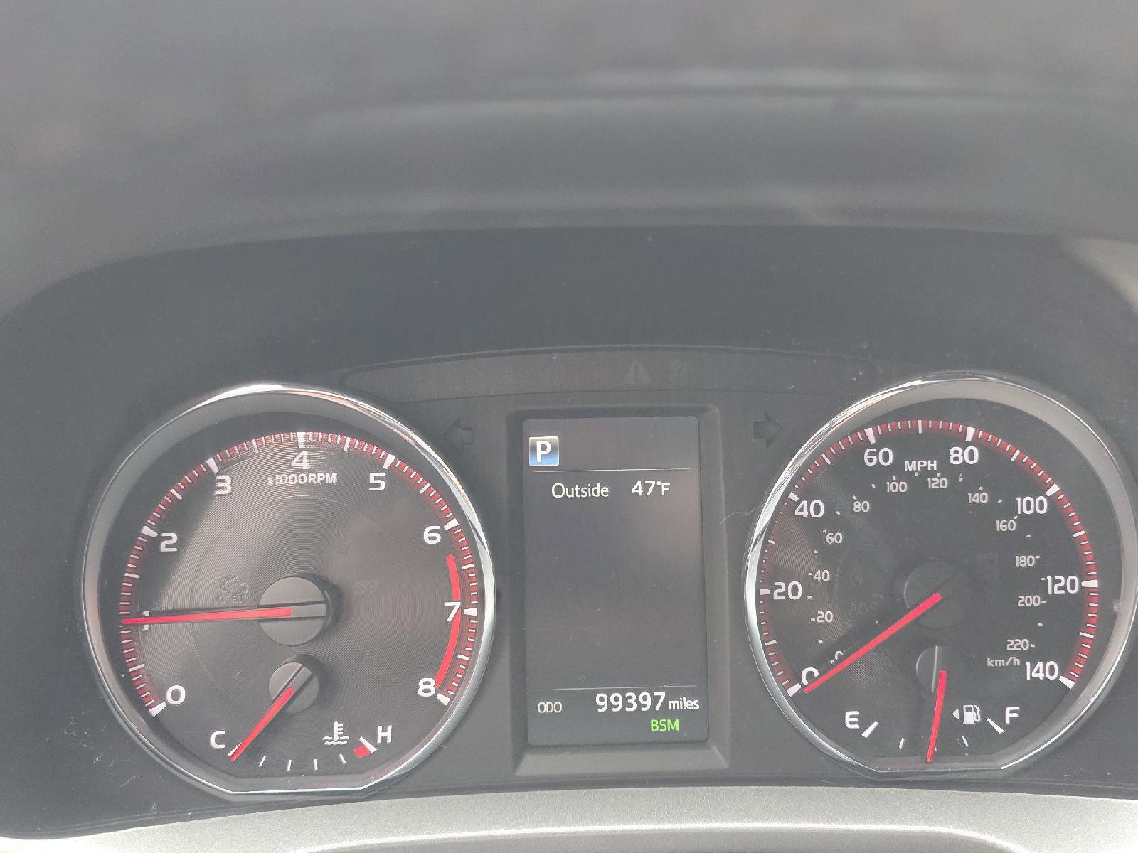 Used 2017 Toyota RAV4 SE w/ Power Special Value Package FWD image 28