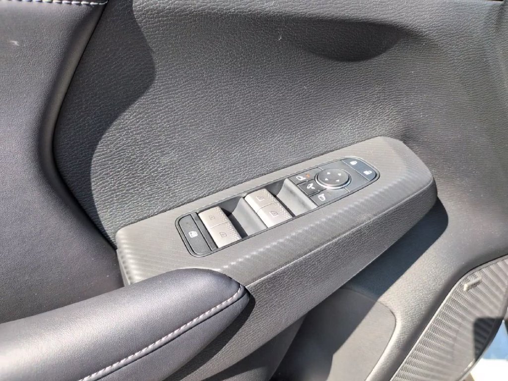 New 2026 Mitsubishi Outlander AWD image 17