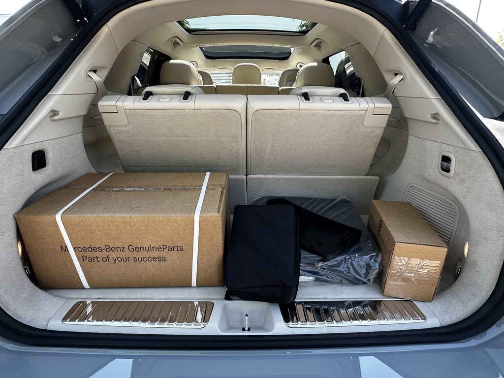 New 2026 Mercedes-Benz EQS 400 4MATIC SUV image 22