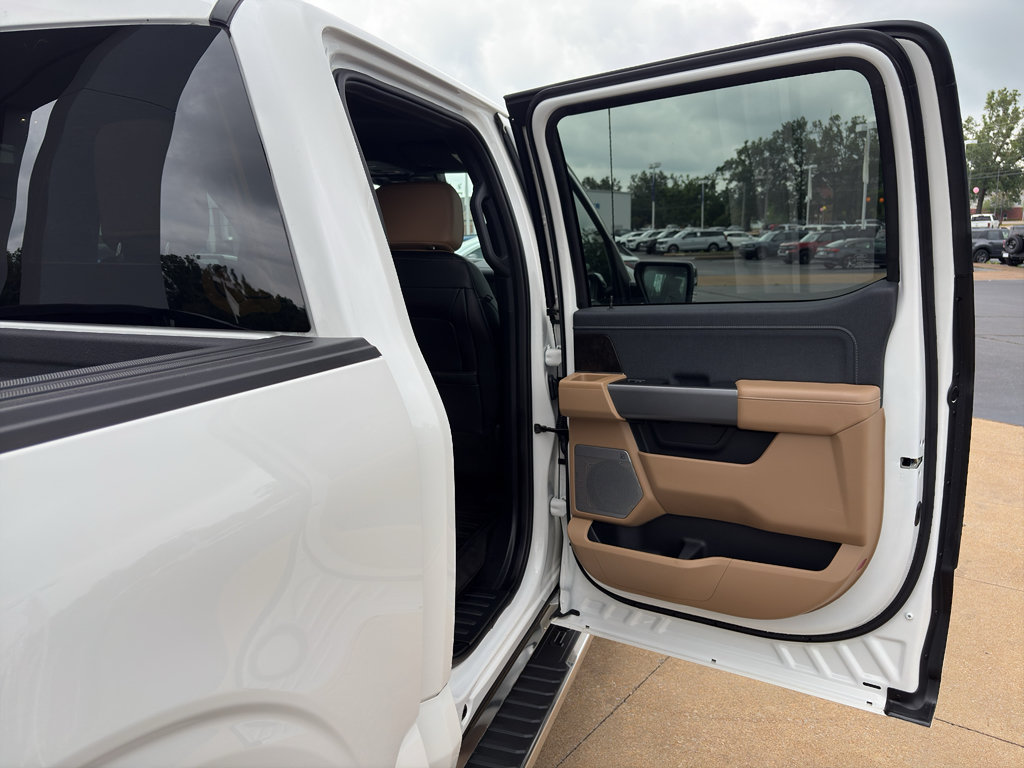 Used 2023 Ford F150 Lariat w/ Trailer Tow Package AWD/4WD image 21