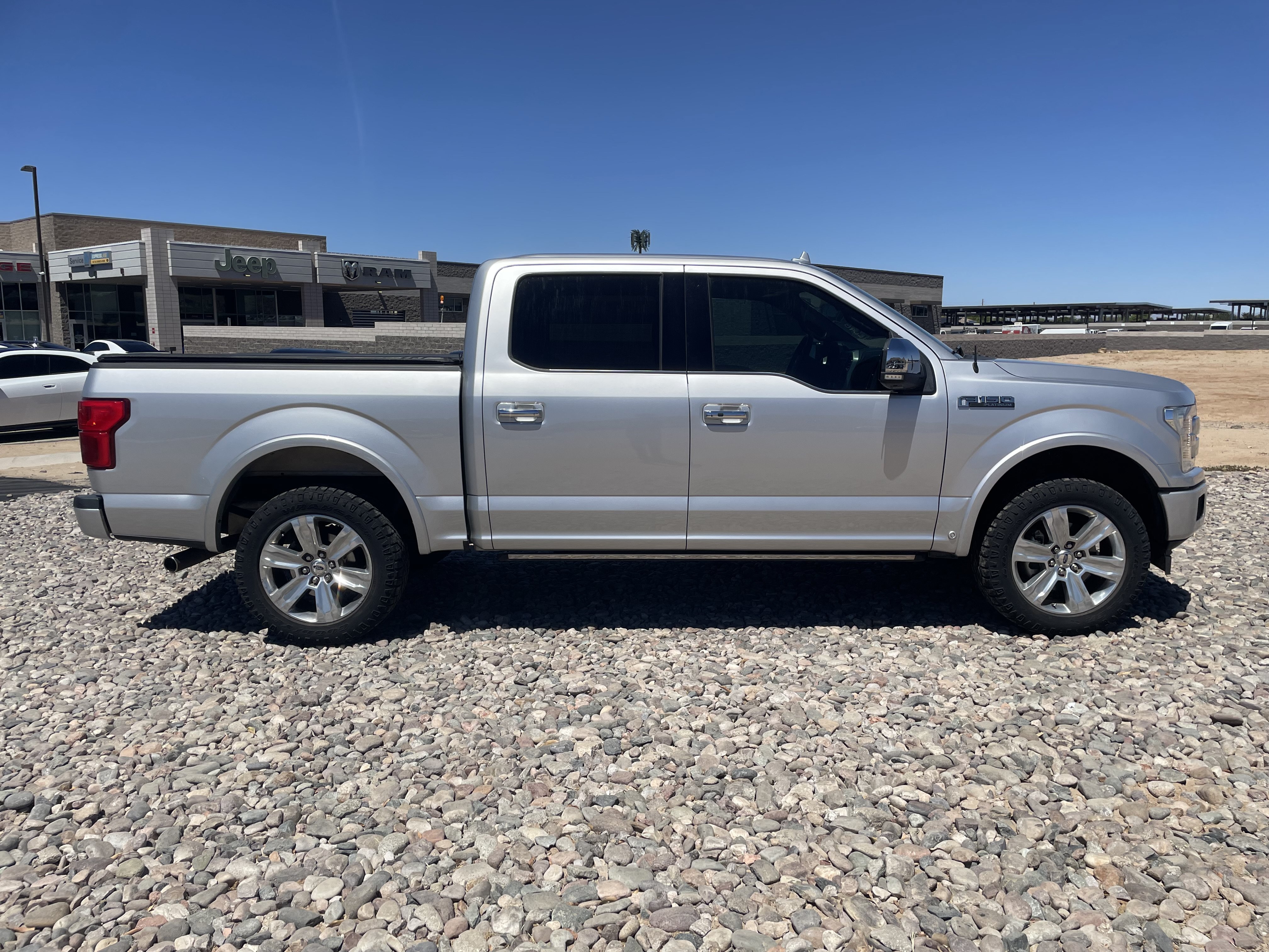Used 2018 Ford F150 Platinum w/ Equipment Group 701A Luxury AWD/4WD image 6