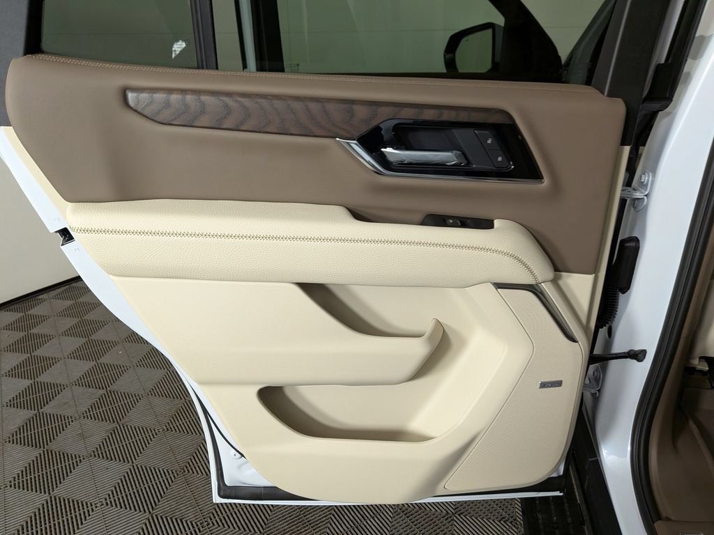 New 2026 GMC Yukon Denali AWD/4WD image 30