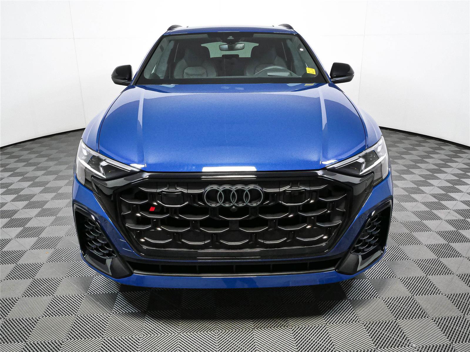 New 2026 Audi SQ8 Prestige AWD/4WD image 37