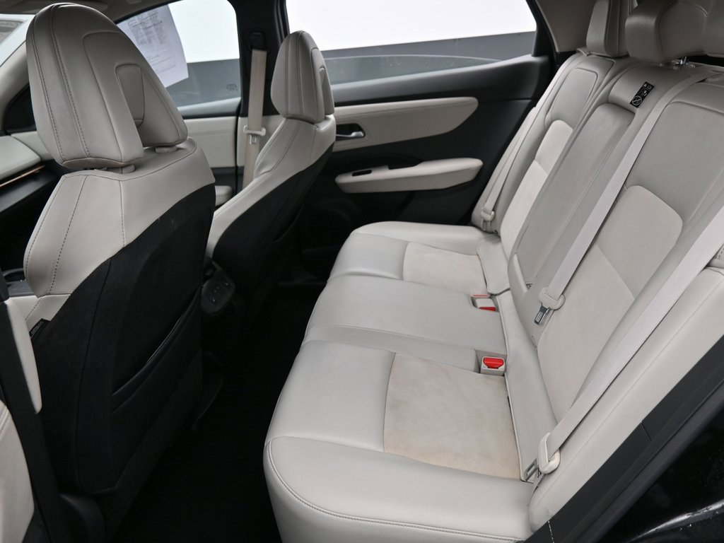 Used 2023 Nissan Ariya EMPOWER+ image 28