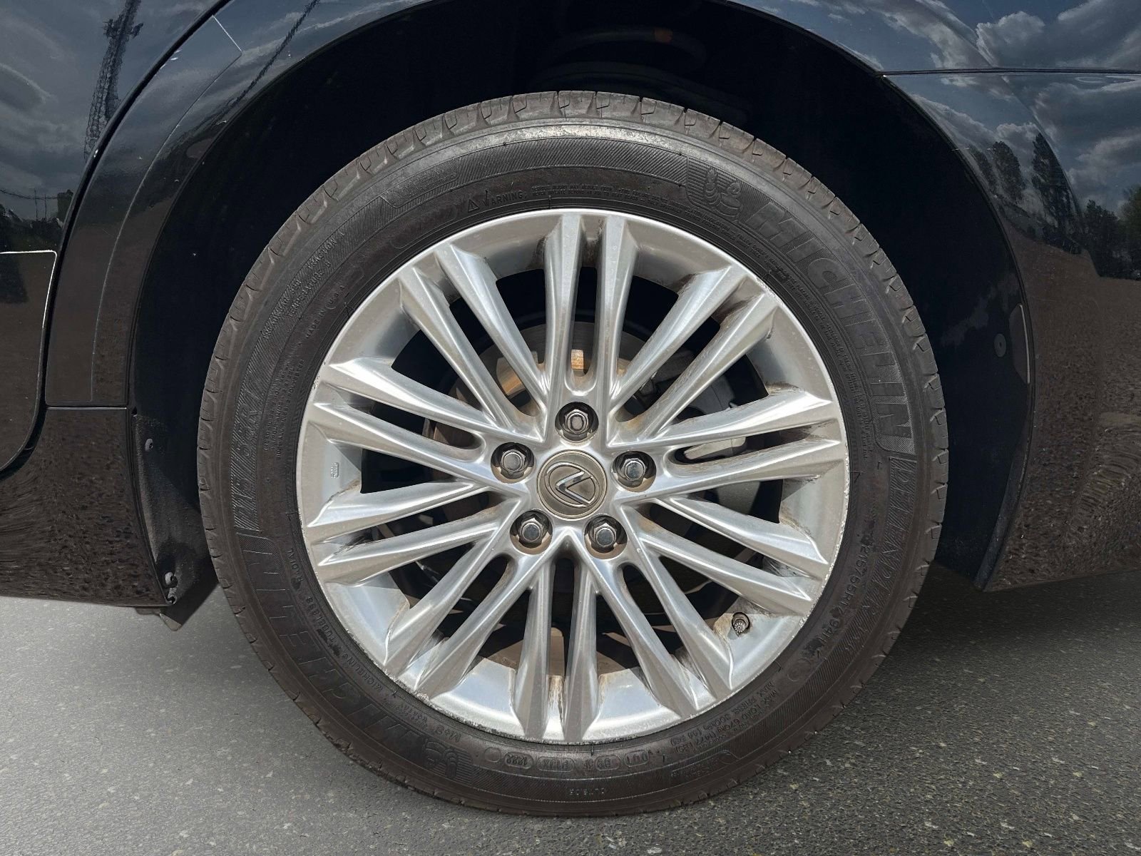 Used 2014 Lexus ES 350 w/ Luxury Package image 29