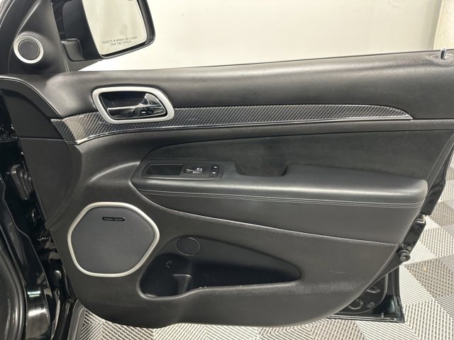 Used 2020 Jeep Grand Cherokee SRT image 33