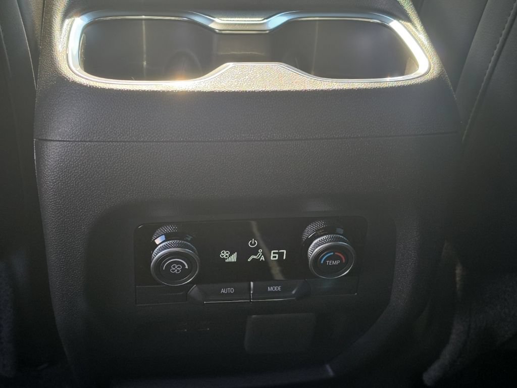 New 2026 Buick Enclave Sport Touring w/ Power Package FWD image 20