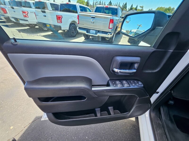 Used 2018 Chevrolet Silverado 2500 W/T w/ WT Fleet Convenience Package AWD/4WD image 21