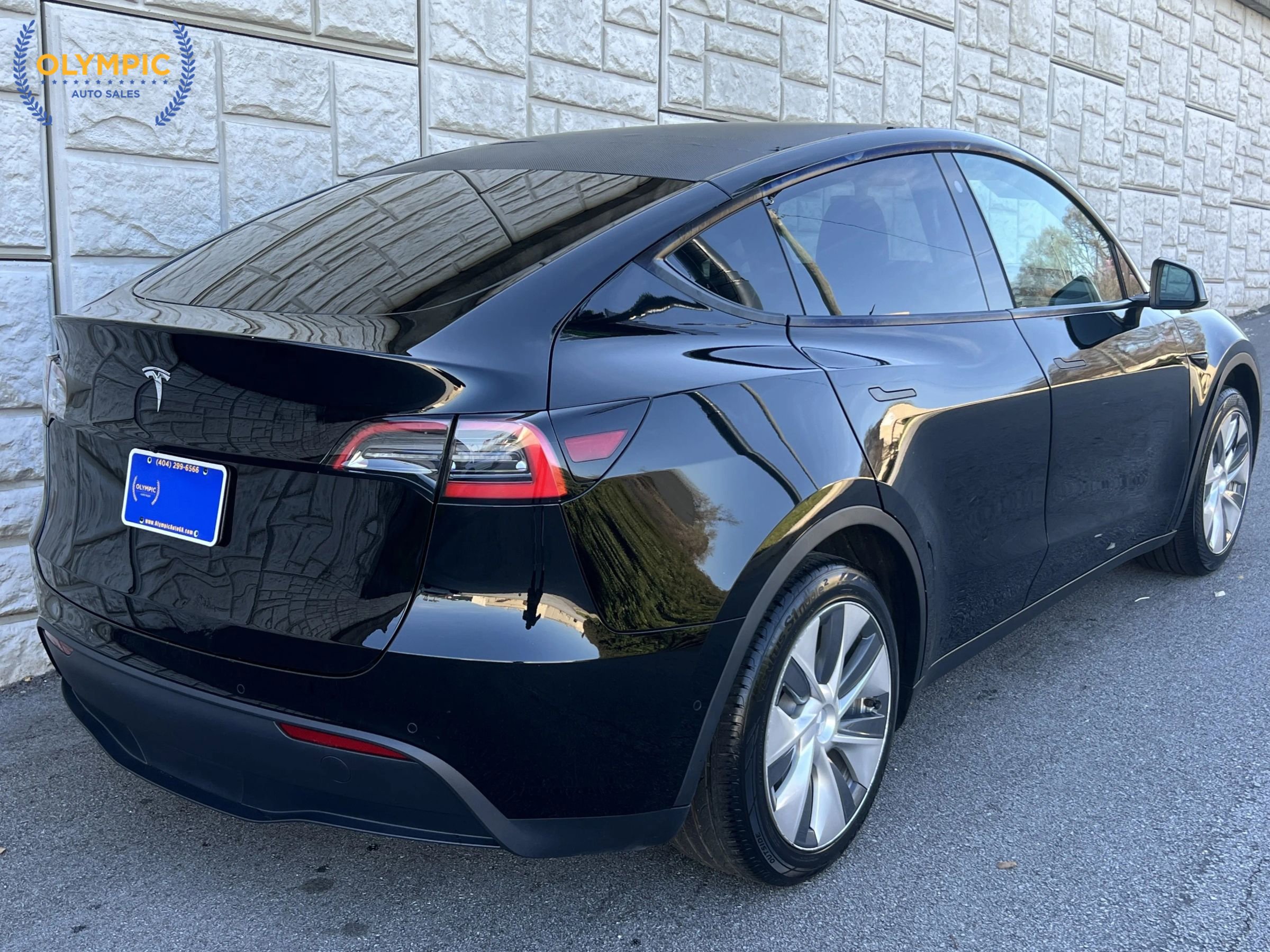 Used 2021 Tesla Model Y 2WD image 6