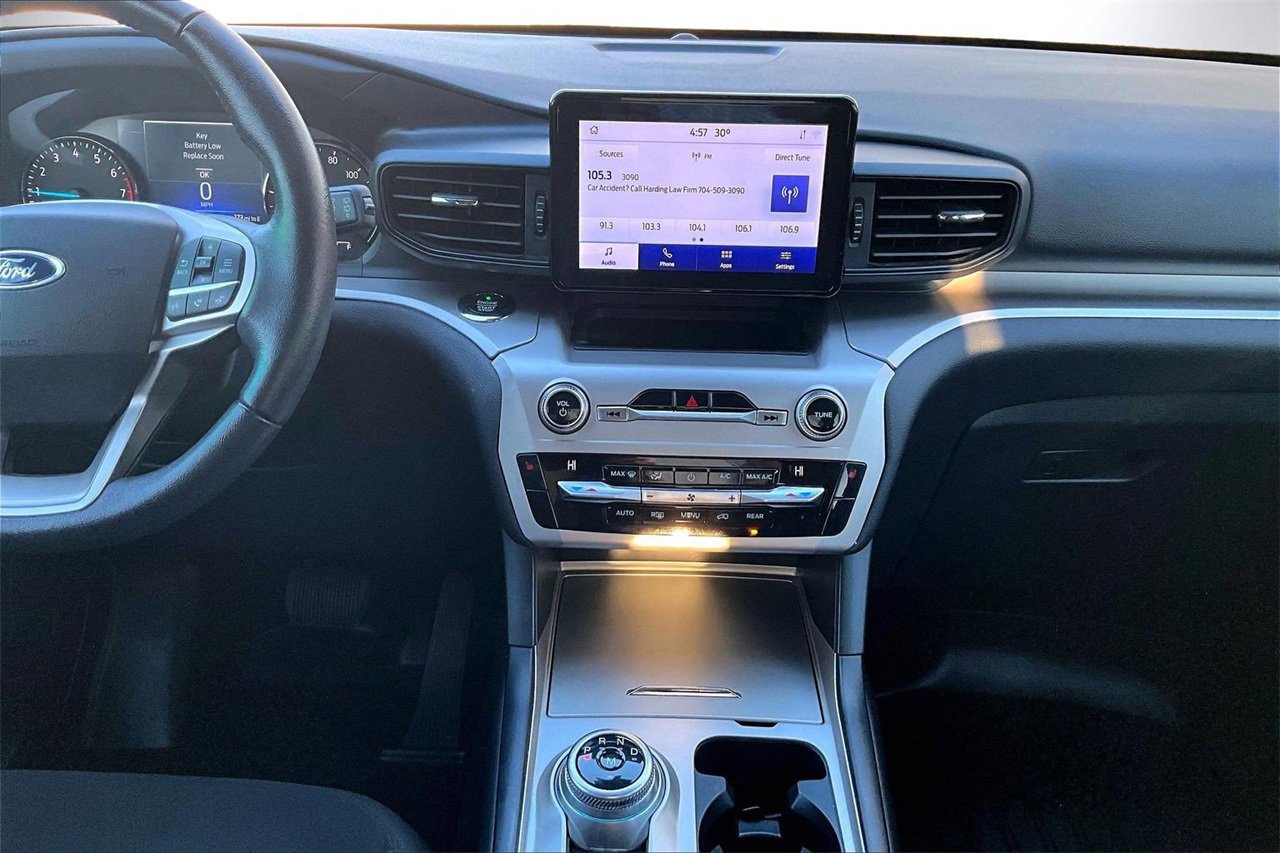 Used 2021 Ford Explorer XLT w/ Class III Trailer Tow Package image 12